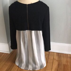 Doe & Rae black/white sweater-blouse, small